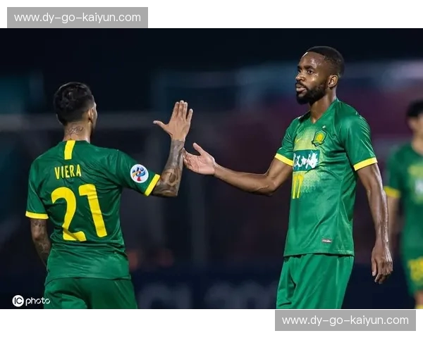 绿茵争锋的灵魂博弈：国安vs墨尔本胜利比分背后的热血与策略